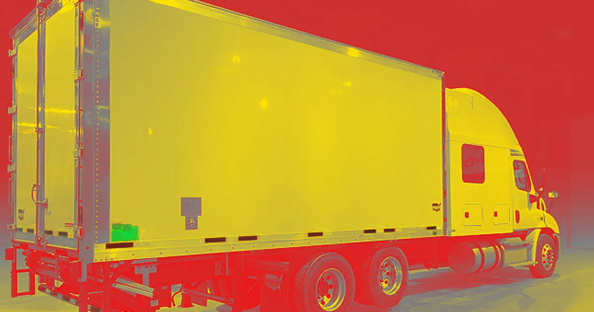 La Californie Face à la Crise : Corps de COVID entreposés dans des Camions Réfrigérés