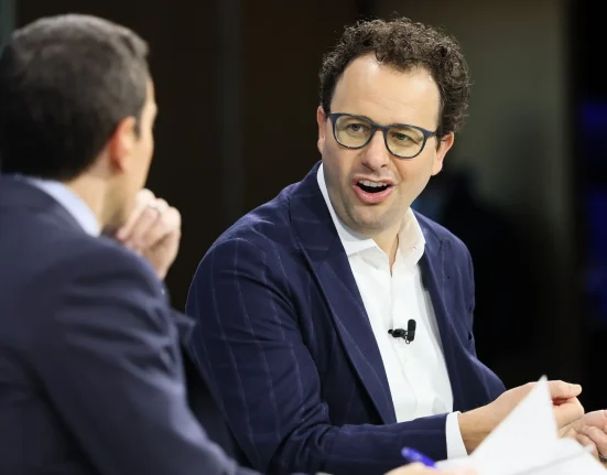 Le PDG alerte les géants de la tech : 'Ignorer les préoccupations publiques pourrait vous valoir une réaction massive'