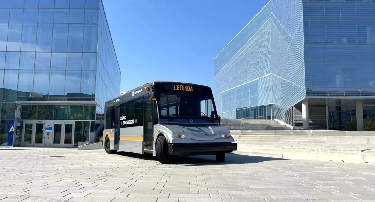 Le constructeur automobile fait sensation en révélant son nouveau véhicule électrique de pointe : 'C'est l'avenir qui se dessine'