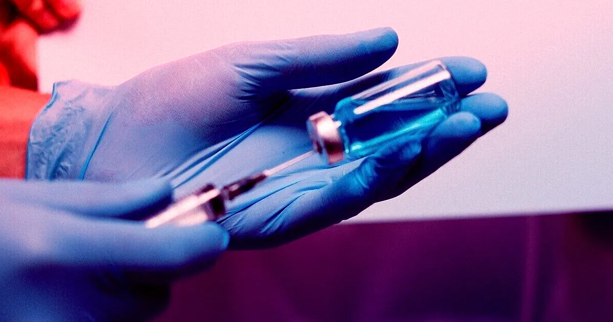 Professeurs : Cessez d'Inoculer Vos Propres Vaccins Anti-COVID.