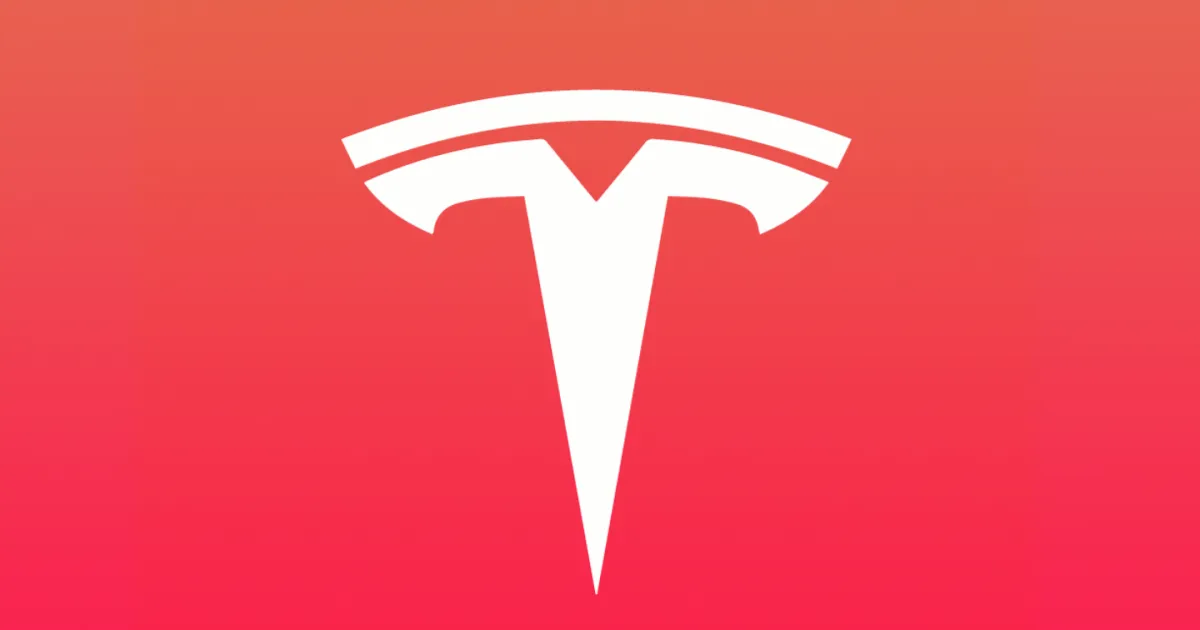 Tesla Poursuit Quatre Anciens Employés pour Vol de Secrets Commerciaux