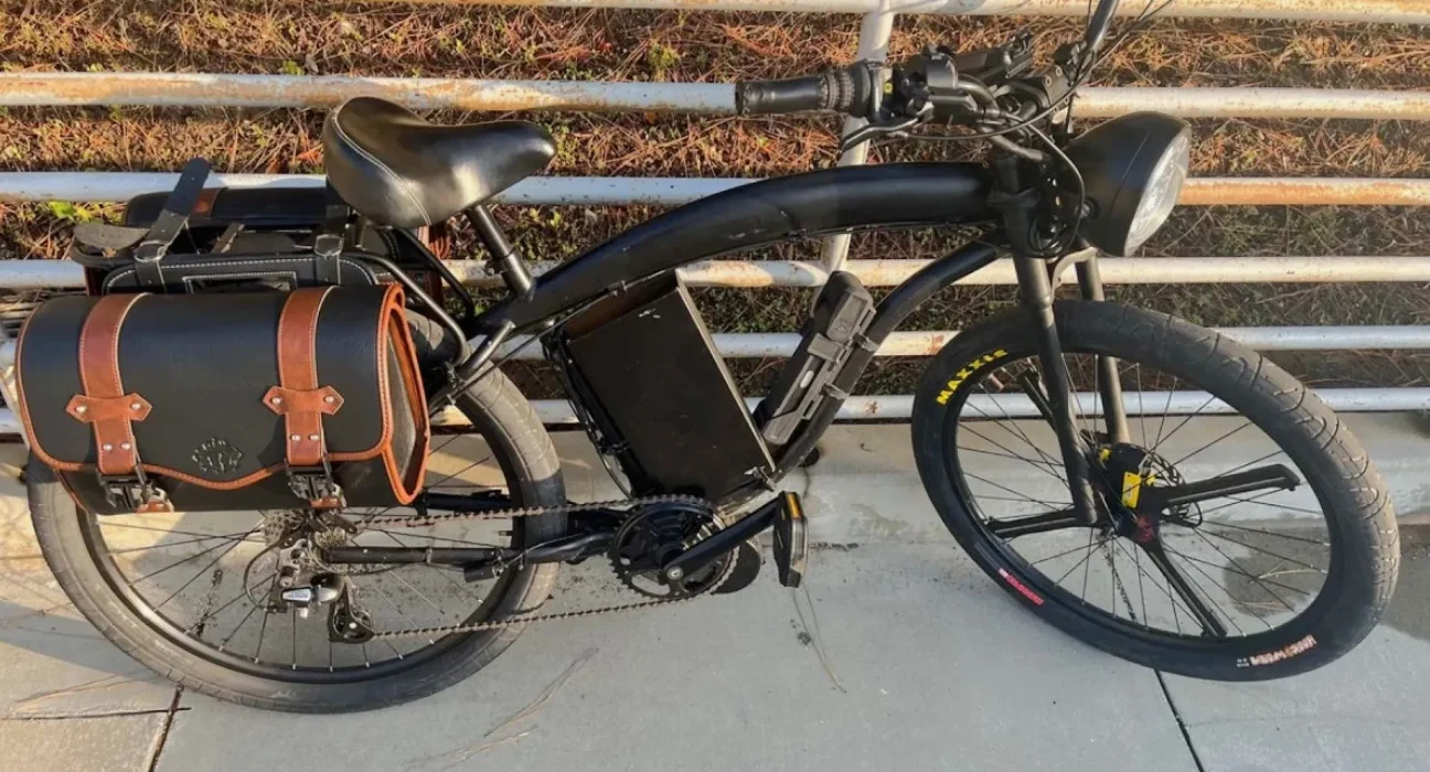Un Cycliste Réinvente la Solution pour un Problème Majeur de Tous les Bikers : 'Cela Change Tout'.