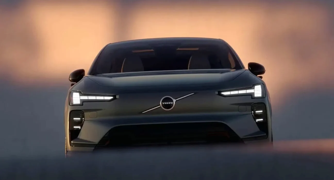Volvo présente un nouveau modèle de véhicule électrique révolutionnaire : 'Aucun de ses rivaux ne peut rivaliser'.
