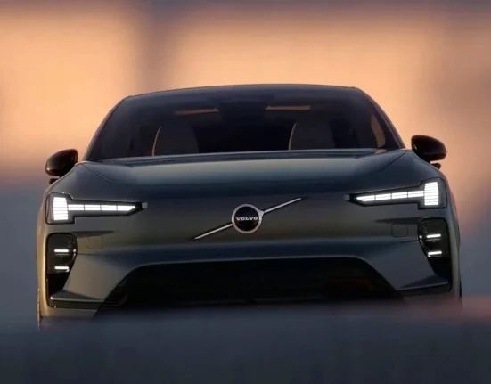 Volvo présente un nouveau modèle de véhicule électrique révolutionnaire : 'Aucun de ses rivaux ne peut rivaliser'.