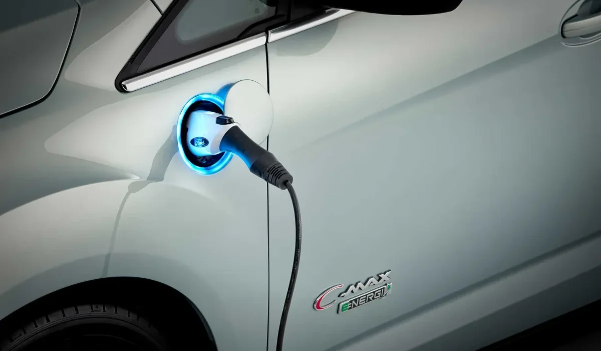 Ford : Vers un Engagement Total en Véhicules Électriques