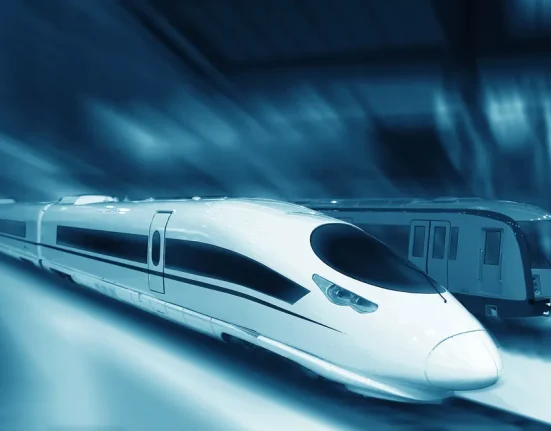 La Chine Présente un Projet de Ligne Ferroviaire Sous-Marine à Grande Vitesse de 8 000 Milles vers l'Amérique