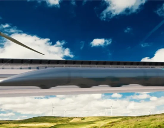 Lancement Imminent des Travaux sur le Système de Transport Hyperloop