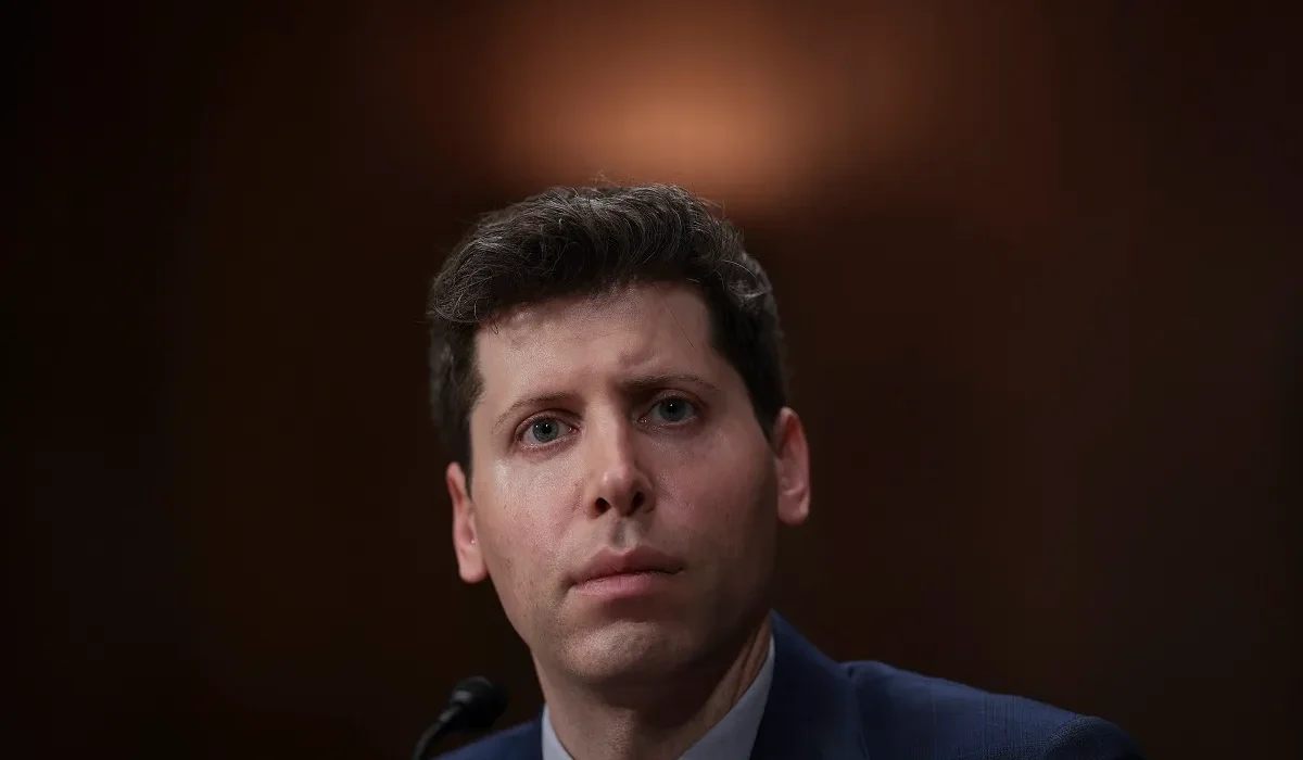 Le PDG d'OpenAI Avoue Avoir Regardé 'Ex Machina' pour la Première Fois