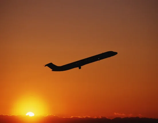 Le Premier Avion Hybride à Hydrogène: Bientôt dans Votre Ciel