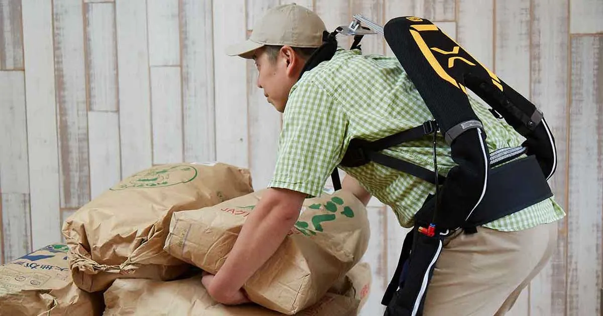 Les Séniors au Japon : L'Utilisation des Exosquelettes pour Retarder la Retraite