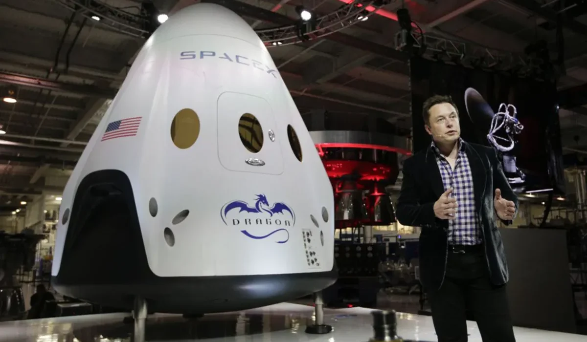 Les voitures Tesla pourraient être entièrement autonomes d'ici trois ans, selon Elon Musk.