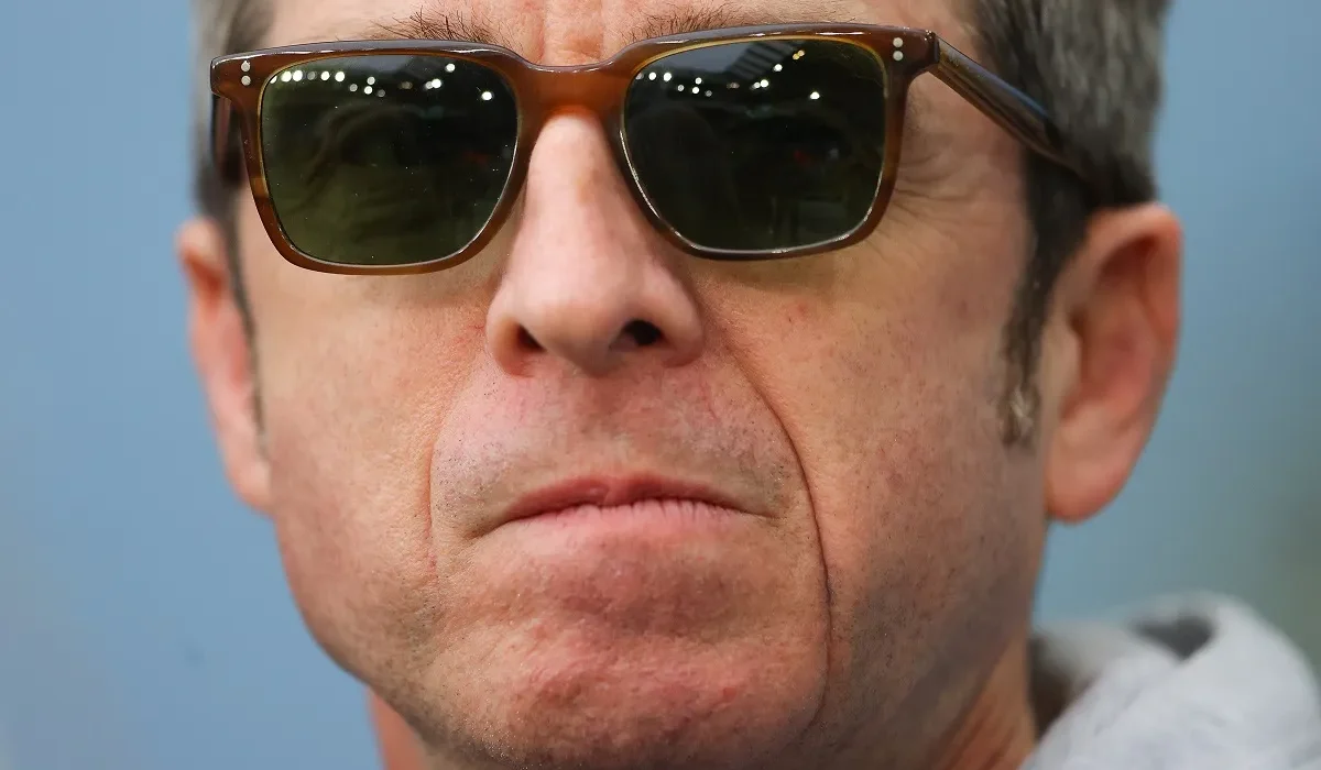 Noel Gallagher Indigné par la Musique d'Oasis Générée par l'IA