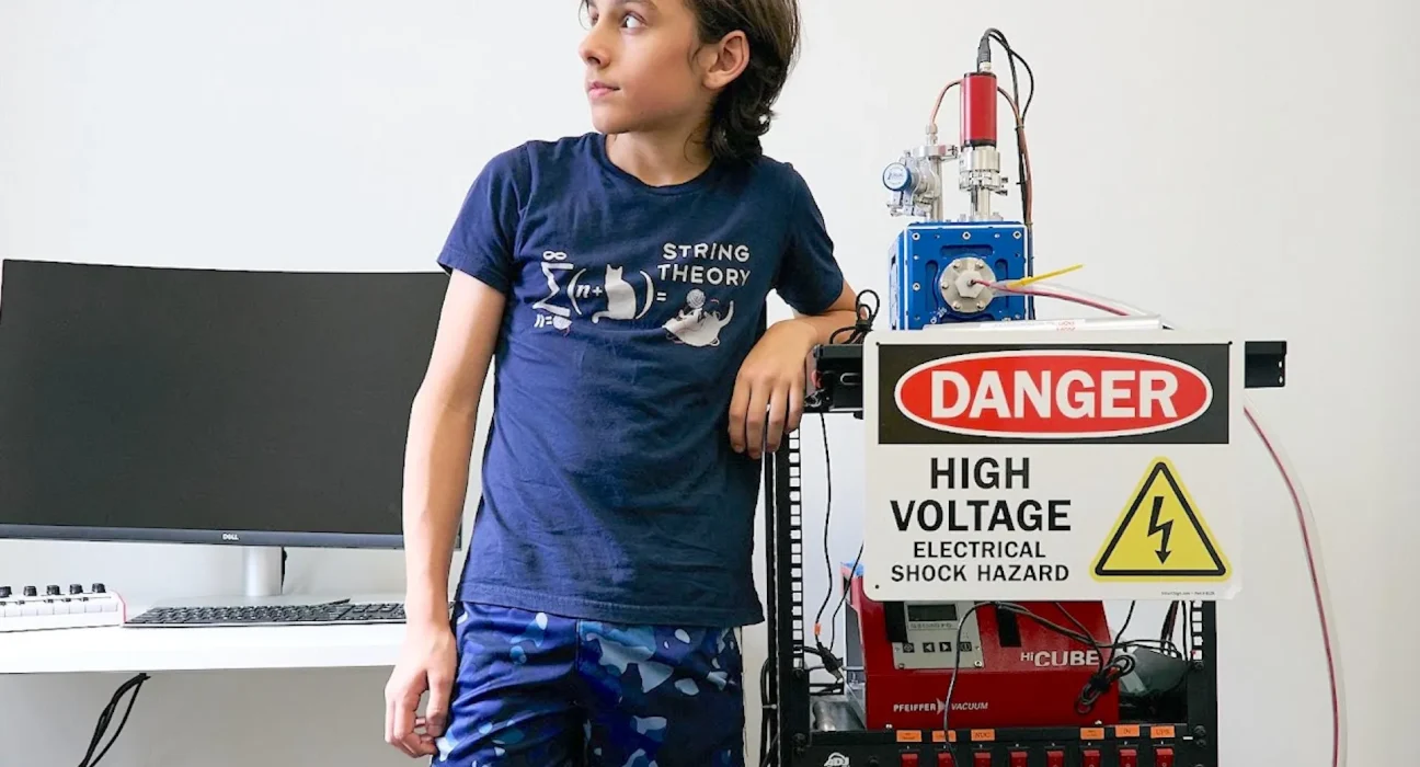 Un adolescent invente une solution révolutionnaire pour l'énergie illimitée