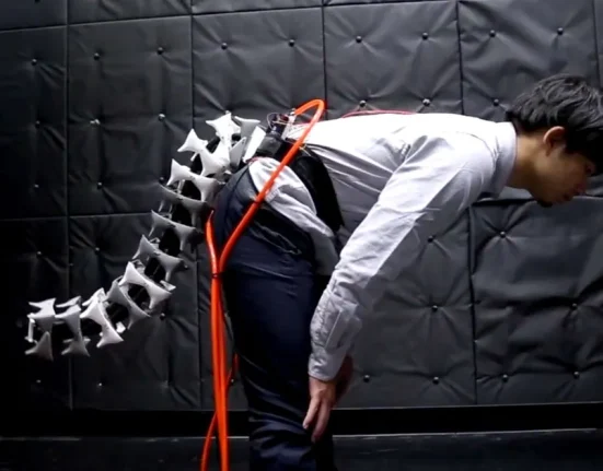 Une queue de robot incroyable pour améliorer votre équilibre.