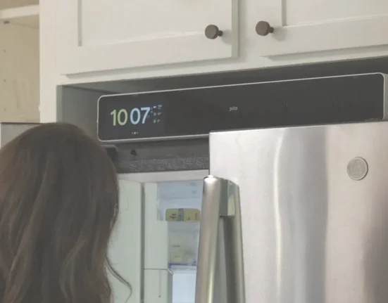 Batterie compact : Alimentez votre réfrigérateur pendant 32 heures en cas de panne