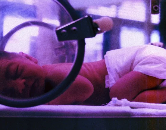 Hôpital : L'importance de la reconnaissance faciale pour protéger les nourrissons.