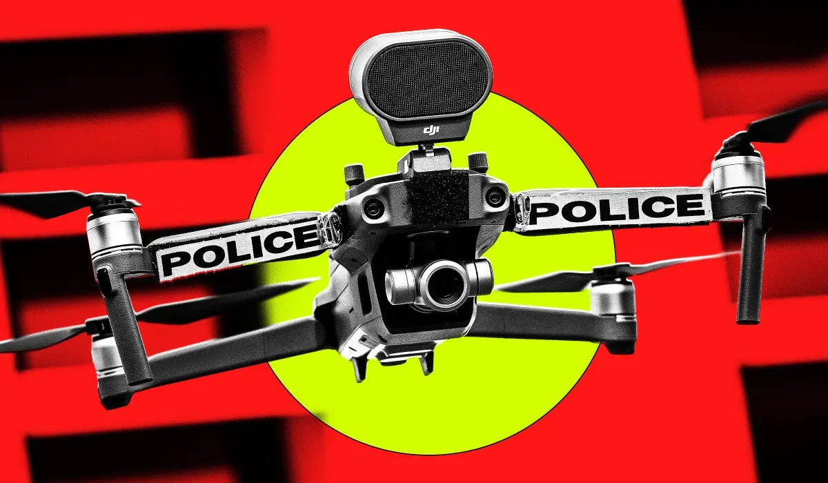 Le Nombre Incroyable de Drones Déployés pour Surveiller les Manifestants Anti-Trump