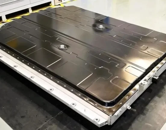 Nouvelle batterie électrique : recharge en 11 minutes, performance optimale par temps froid et autonomie de 450 km