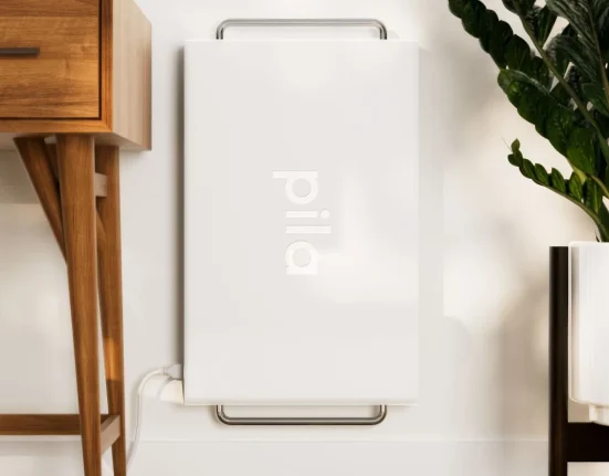 Une startup conçoit une batterie de secours compacte pour maintenir les réfrigérateurs en fonctionnement pendant les coupures de courant.