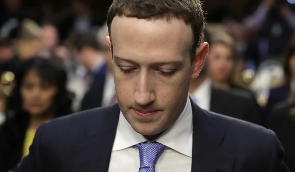Des Sénateurs Proposent une Réglementation Cruciale de Facebook Pendant l'Audition de Mark Zuckerberg au Congrès