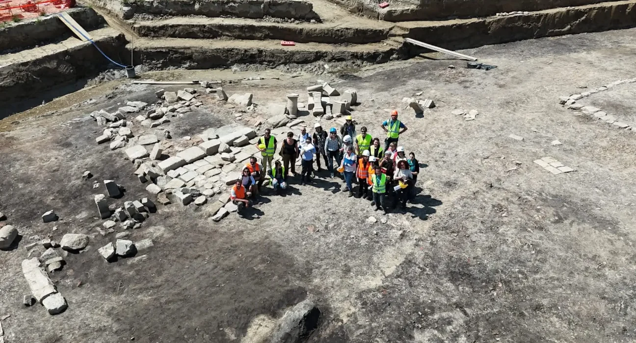 Des ouvriers de chantier en Italie découvrent un sanctuaire antique avec des ruines de temple datant du Ve siècle avant J.-C.