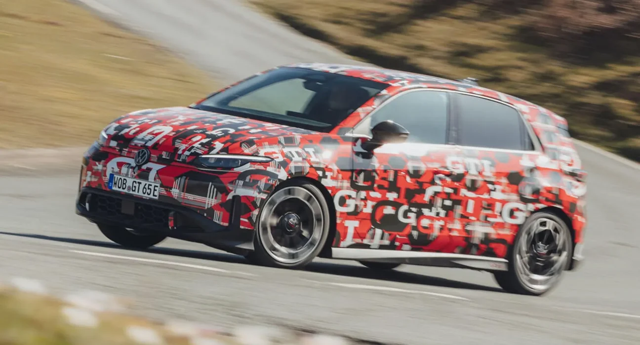 La première GTI électrique de Volkswagen : le verdict des passionnés est sans appel : « Elle mérite le blason ».