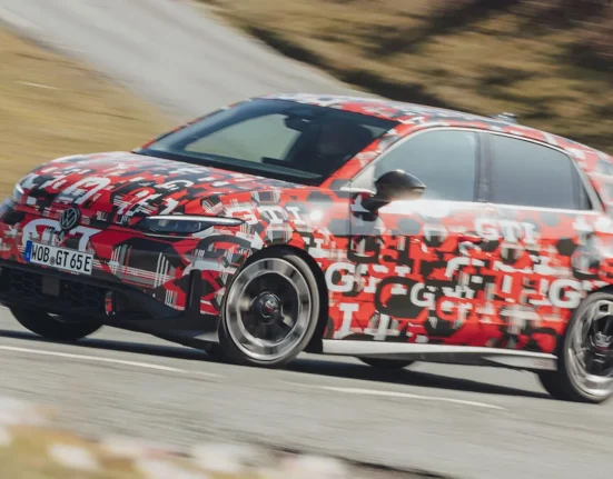 La première GTI électrique de Volkswagen : le verdict des passionnés est sans appel : « Elle mérite le blason ».