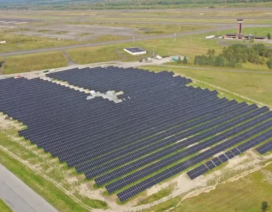 Le Nouveau-Brunswick lance un projet de parc solaire de 150 mégawatts au cœur de l'essor de l'énergie propre en Amérique du Nord.