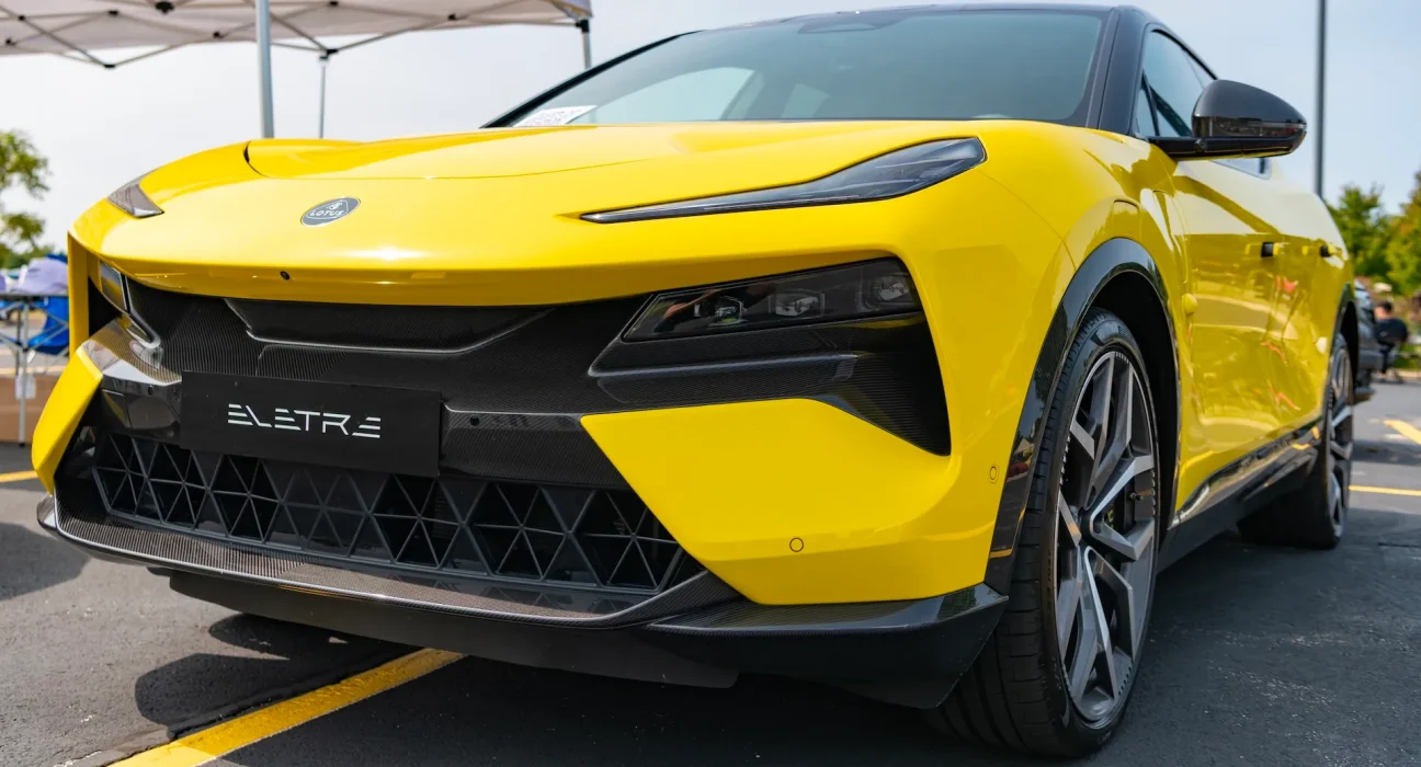 Le premier constructeur chinois de véhicules électriques démarre ses livraisons au Canada.
