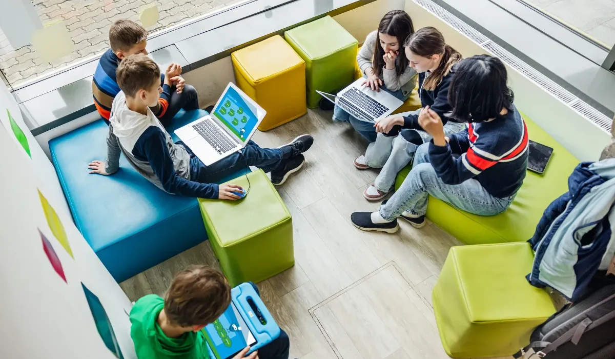 Les Géants de la Technologie : Une Expérience Éthique Contestable sur l'Intégration de l'IA dans l'Éducation