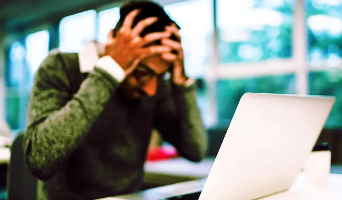 Les PDG Estiment que l'IA Ne Laisse Que Deux Alternatives, Toutes Deux Mauvaises pour les Employés.