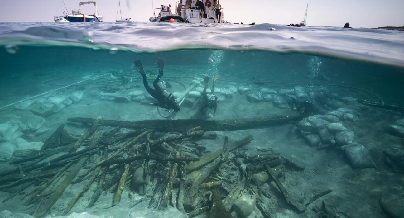 Les Secrets Révélés par le Revêtement des Navires Romains Anciens, Dors de 2 200 Ans.