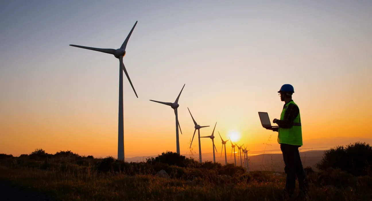 Les énergies éolienne et solaire surpassent le gaz à l'échelle mondiale pour la première fois dans un contexte de crise énergétique.