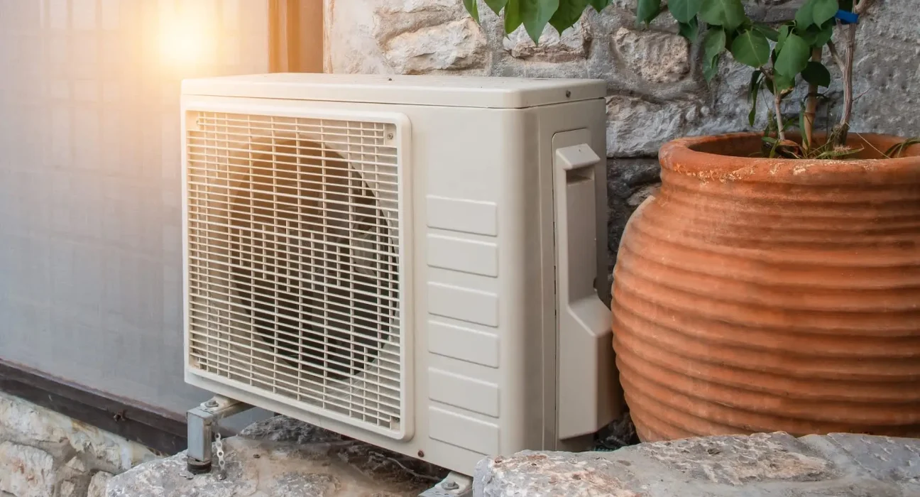 Les pompes à chaleur : une solution économique pour rafraîchir votre maison face à la montée de la demande énergétique