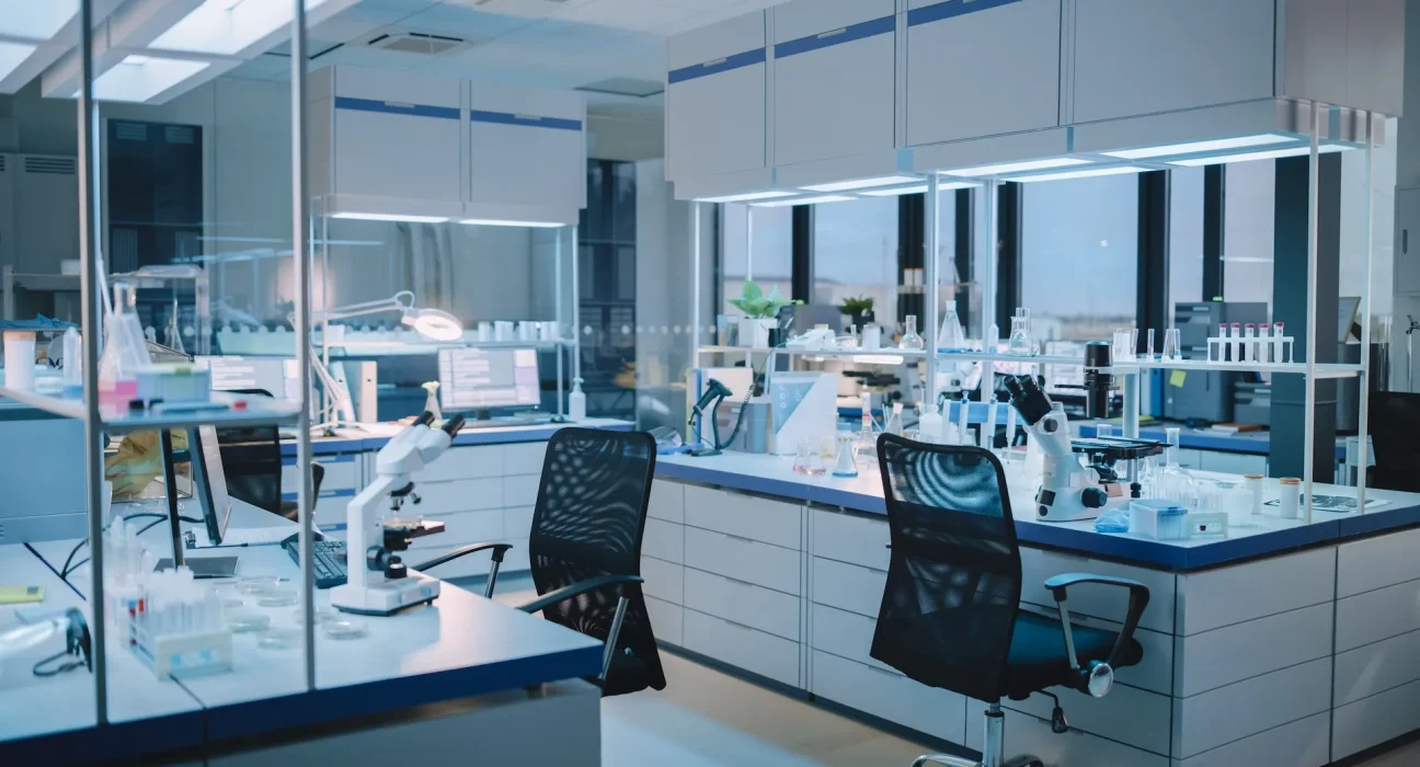 « Les prétendues disparitions de scientifiques sur les OVNI se propagent en ligne malgré des preuves peu solides »