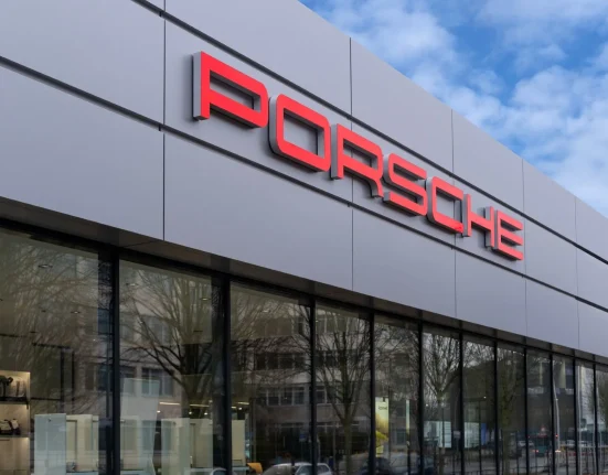 Porsche reconnaît : Hyundai est à la pointe des véhicules électriques ludiques.