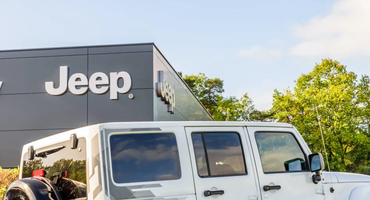 Renouveau du Cherokee : Jeep lance une vague hybride pour améliorer l'efficacité des SUV