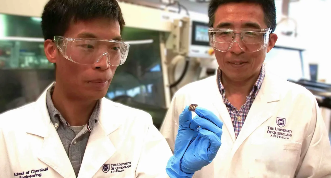 Un nouveau procédé propulse l'efficacité des panneaux solaires intérieurs sans plomb au-delà de 16 %.