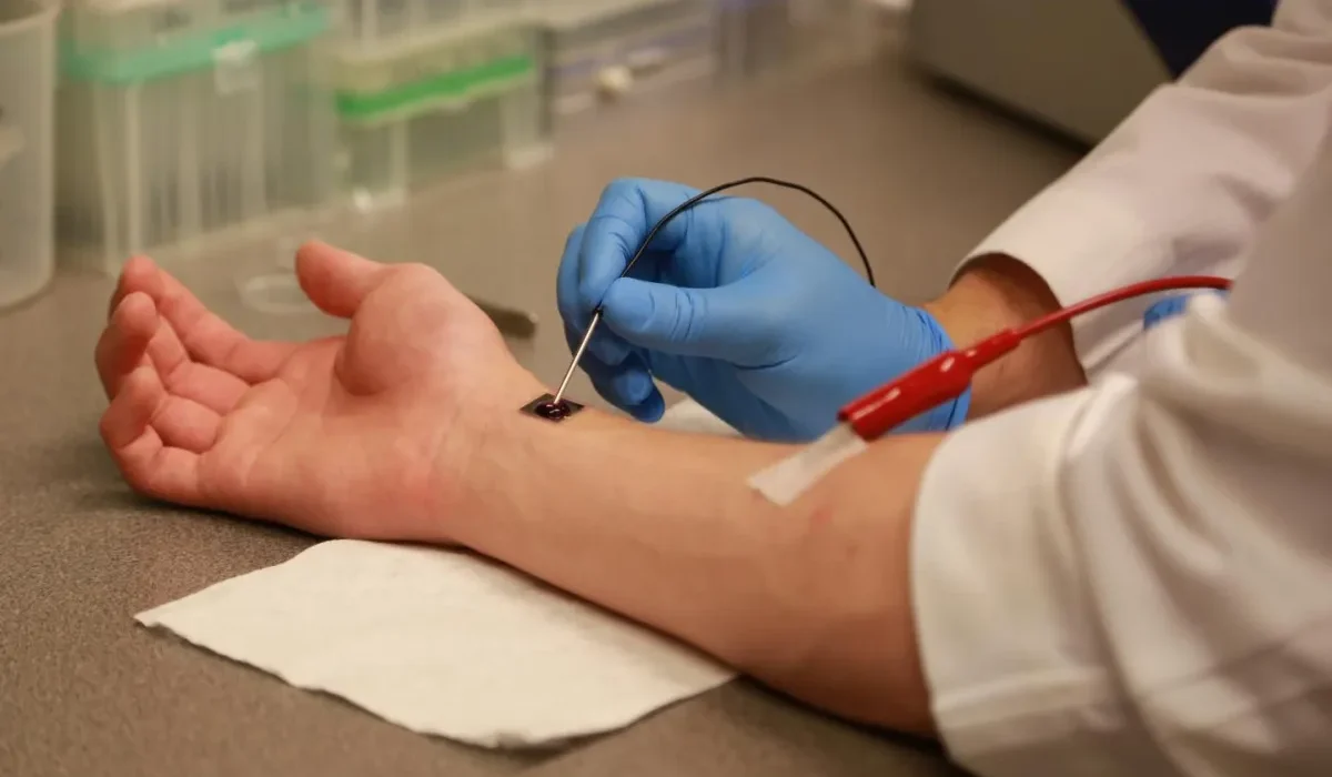 Une Dispositif Innovant Répare les Tissus Endommagés en Une Seule Pression
