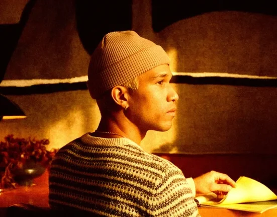 Une Startup Révolutionne le Monde des Accessoires avec un Bonnet Émetteur de Pensées