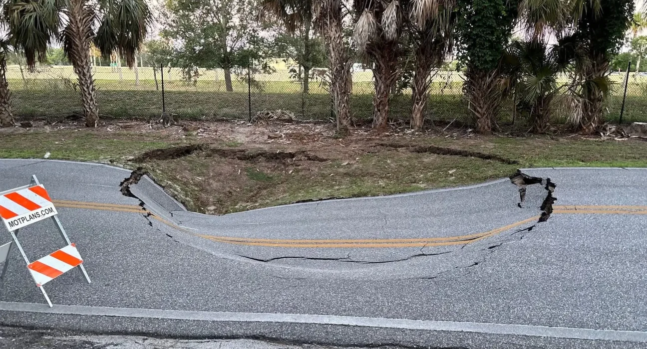 Une inquiétude grandissante en Floride : un gouffre près d'Orlando double de taille en quelques heures