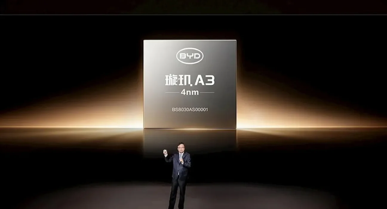 BYD présente une puce révolutionnaire pour activer la conduite autonome de niveau 3 et 4.