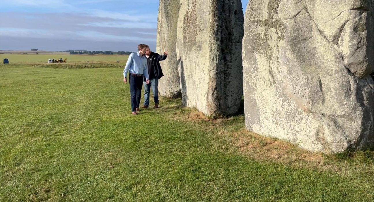 Comment les anciens transportaient une pierre de 6 tonnes sur 700 kilomètres vers Stonehenge ?