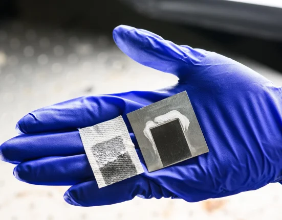 Des Scientifiques Transforme l'Eau de Mer en Eau Potable sans Résidus Toxiques.