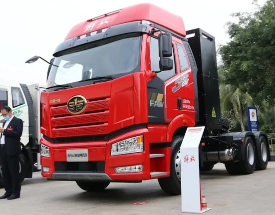 Des batteries sodium-ion pour camions en Chine : performance exceptionnelle à -40°C avec 90% de capacité maintenue