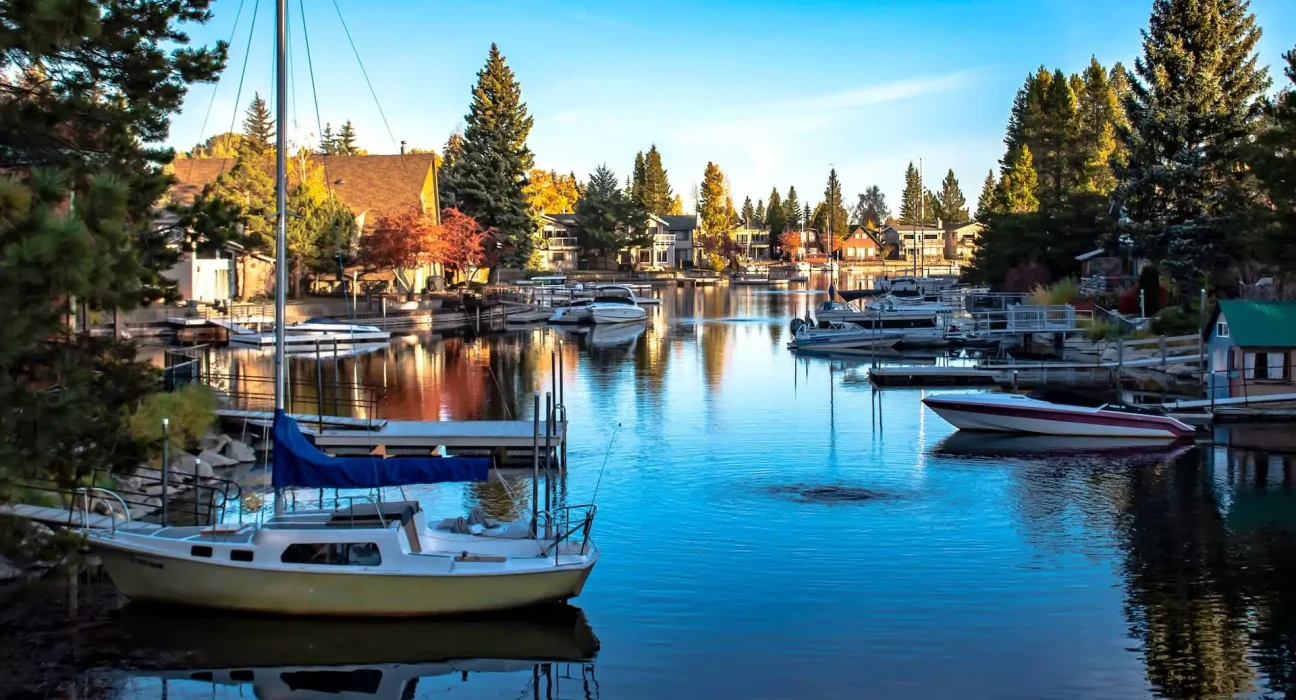 Des inspecteurs de Lake Tahoe bloquent l'intrusion d'espèces envahissantes puissantes dans le lac.
