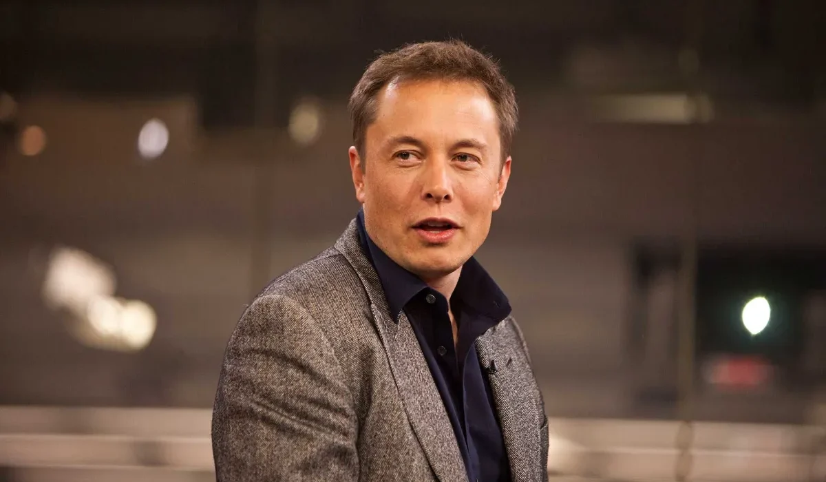 Elon Musk : "Nous avons seulement 10 % de chances de rendre l'IA sûre."