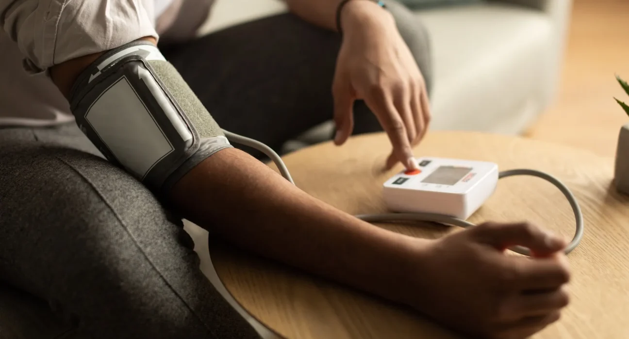 Étude majeure établit un lien entre les conservateurs alimentaires courants et l'augmentation du risque d'hypertension et de maladies cardiaques.