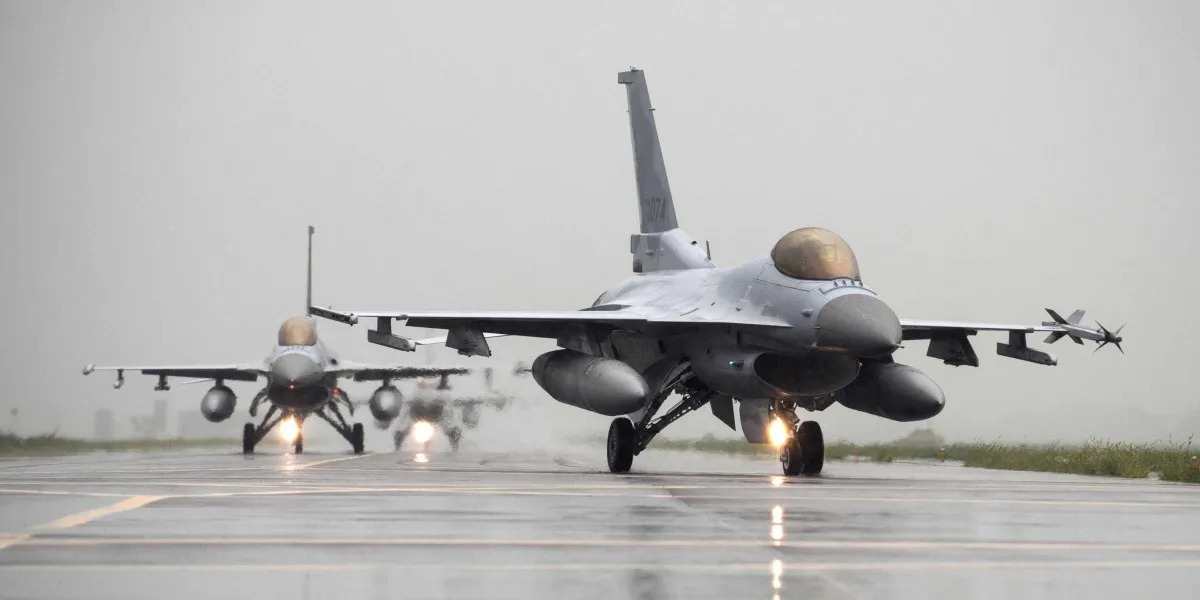 « L'Armée de l'Air des États-Unis : Intégration de l'IA dans les Opérations de Renseignement »