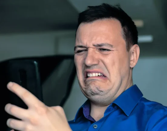 L'Ère du Contenu Ier de la Désinformation sur TikTok